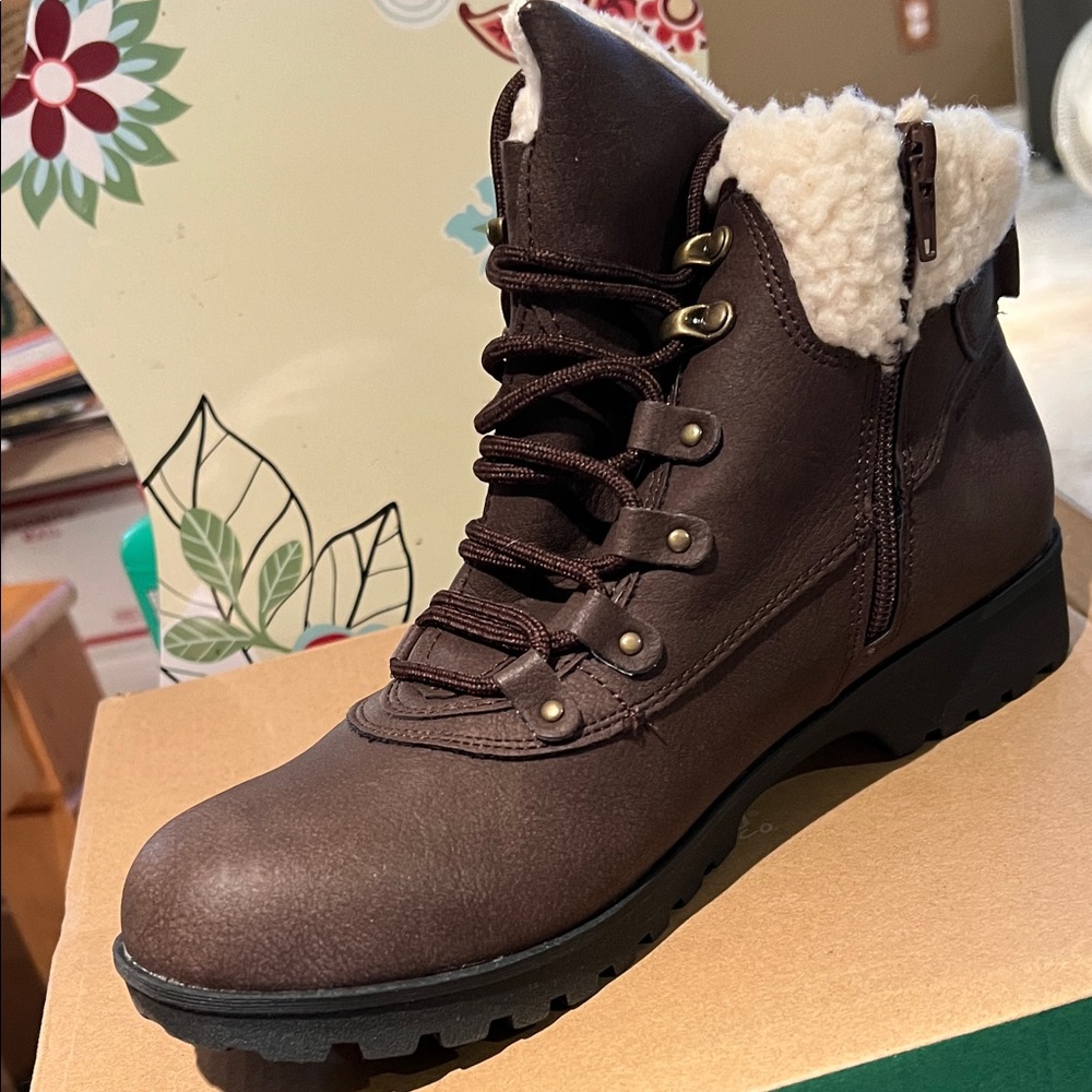 Jambu JBU Women’s Redrock Bootie in Brown Sz 8.5 NWT